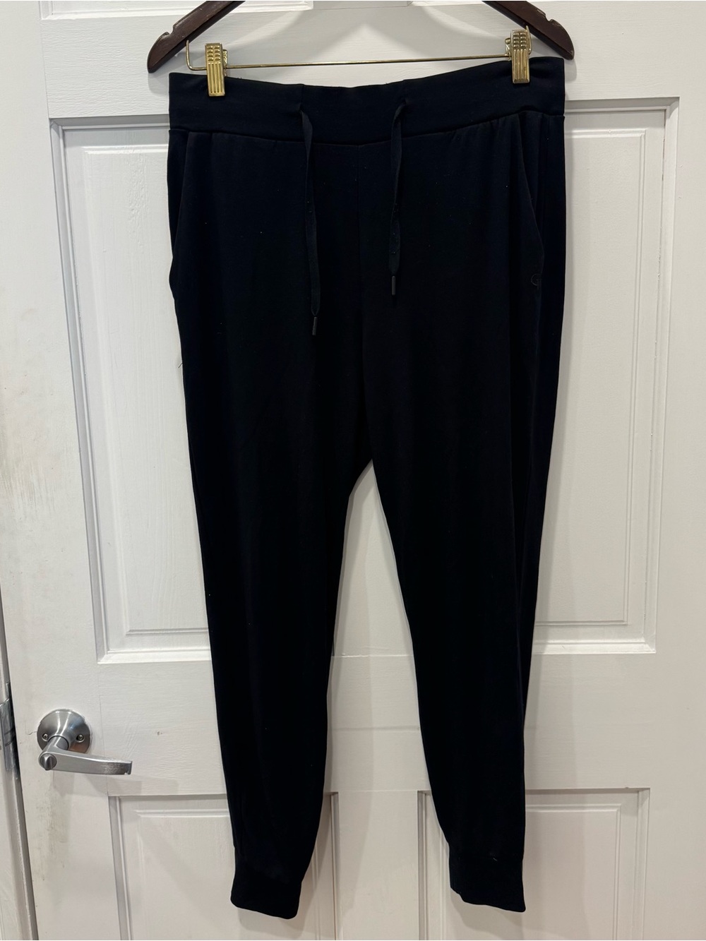 Cozy Earth Black Ultra-Soft Bamboo Joggers S Loungewear Pockets Luxe Minimalist
